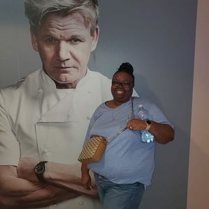 Meet your Posher, Robin